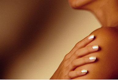 Fami通新一周销量榜 《鬼灭之刃：火之神血风谭》二连冠